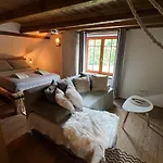 Little No.100 * Vidochov