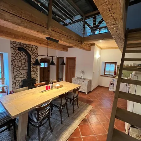 Little No.100 Vakantiehuis *