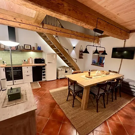 Little No.100 Casa vacanze